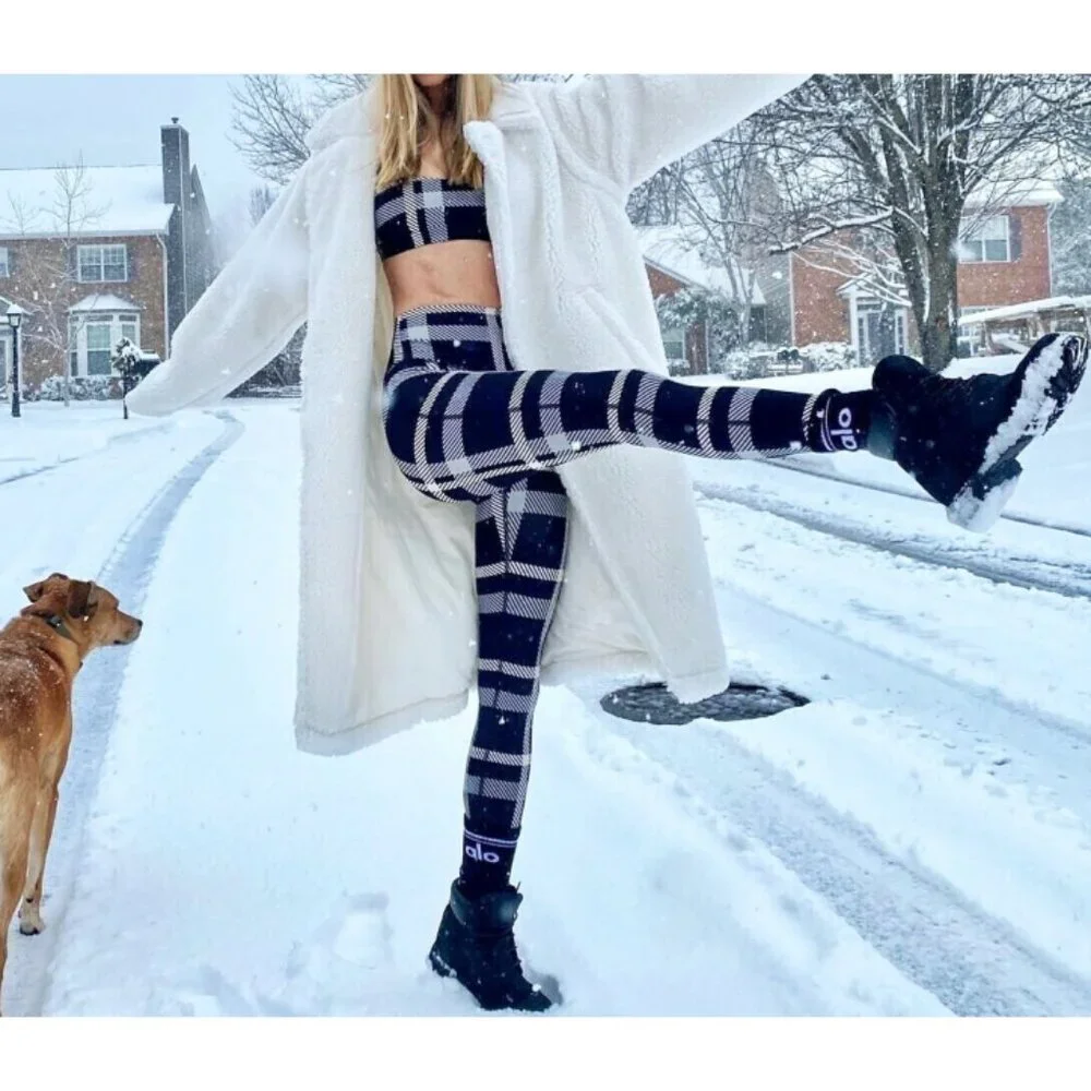 Alo High-Waist Airlift Magnified Plaid Leggings Black Ivory Hi-Rise Waisted Pant